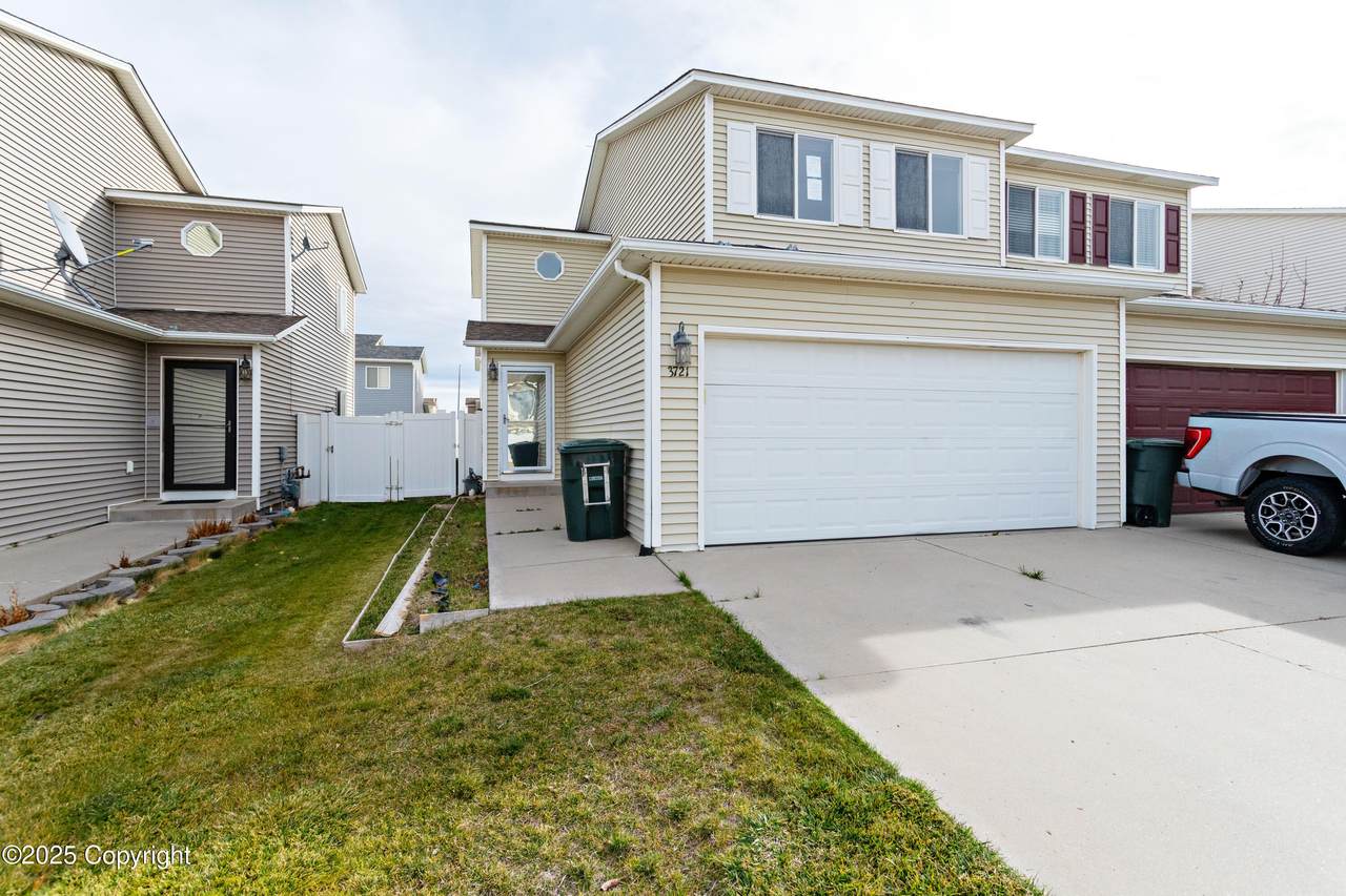 3721 Miranda Ave - Photo 1