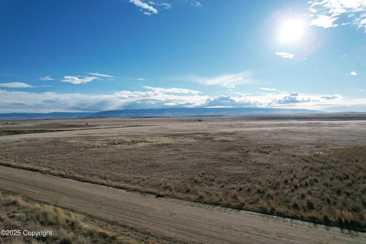 7750 Barbed Wire Way - Photo 1