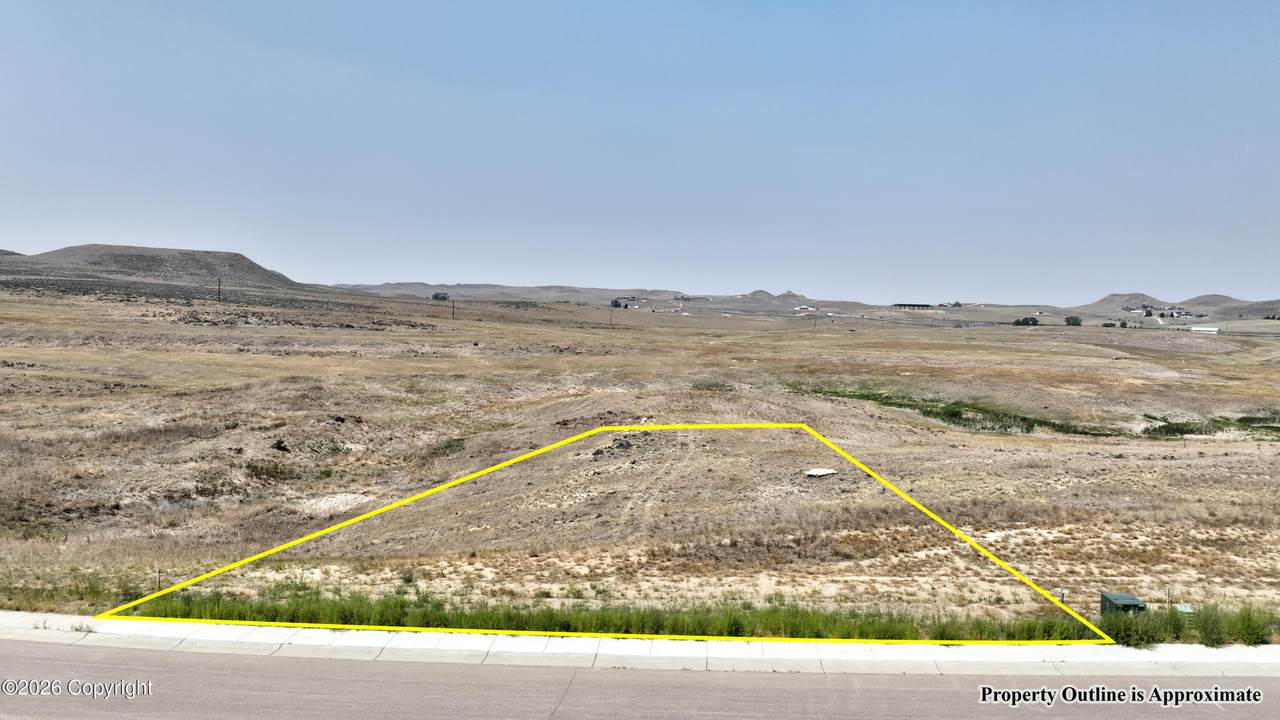 520 Mountain Shadow - Photo 1