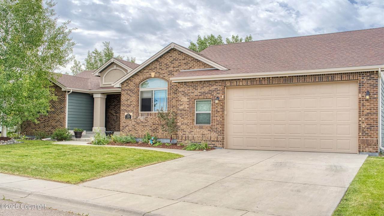338 Legacy Pkwy - Photo 1