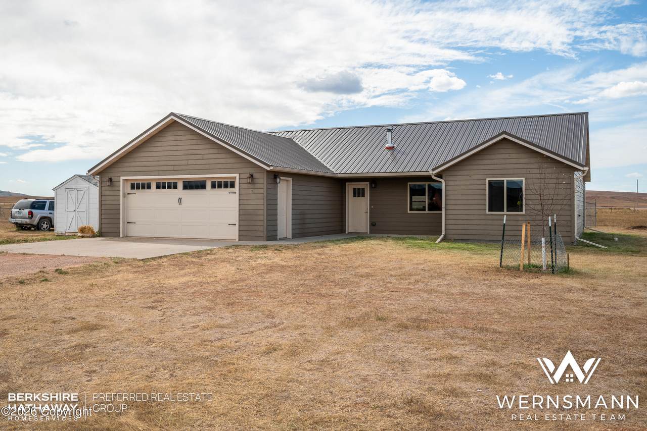 9 Sherry Pl - Photo 1