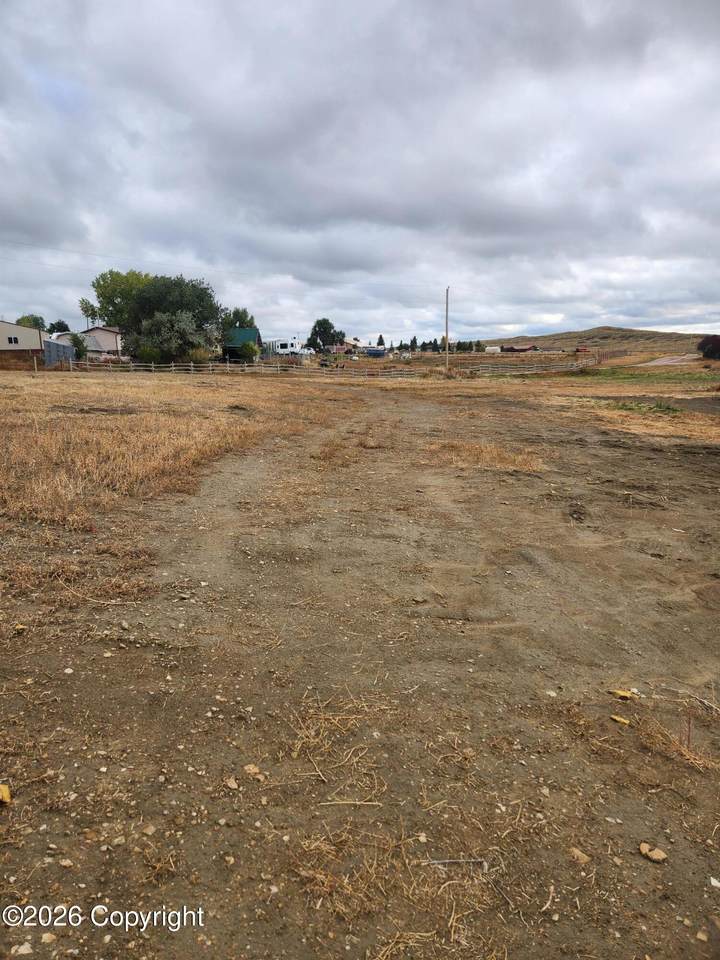 4 Chickasaw Dr - Photo 1