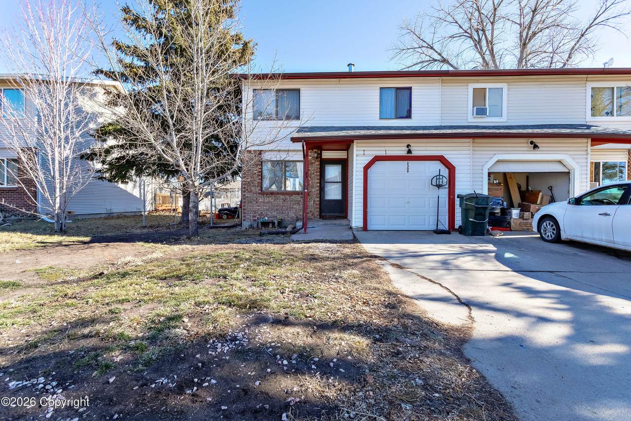 2309 Mahogany Cir - Photo 1