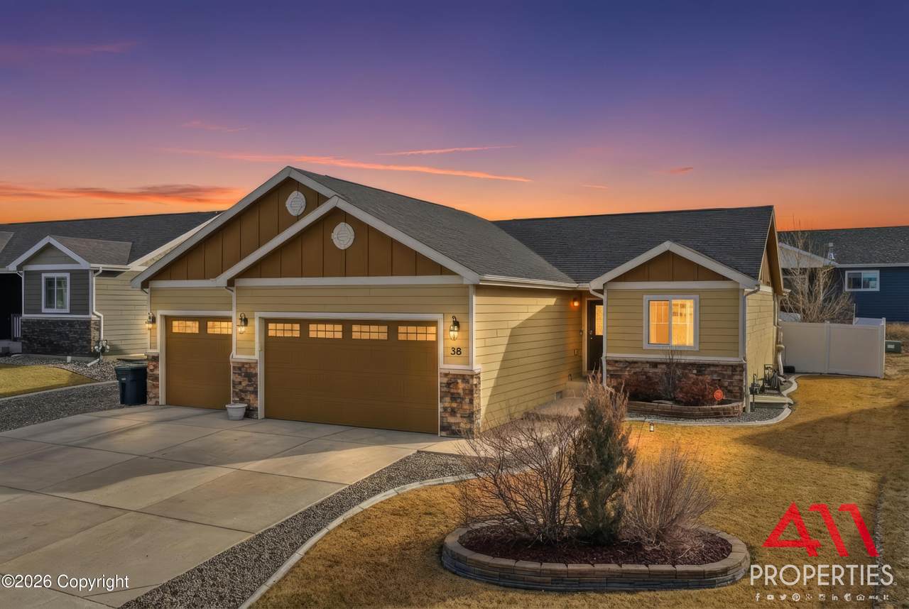 38 Stafford Bnd - Photo 1