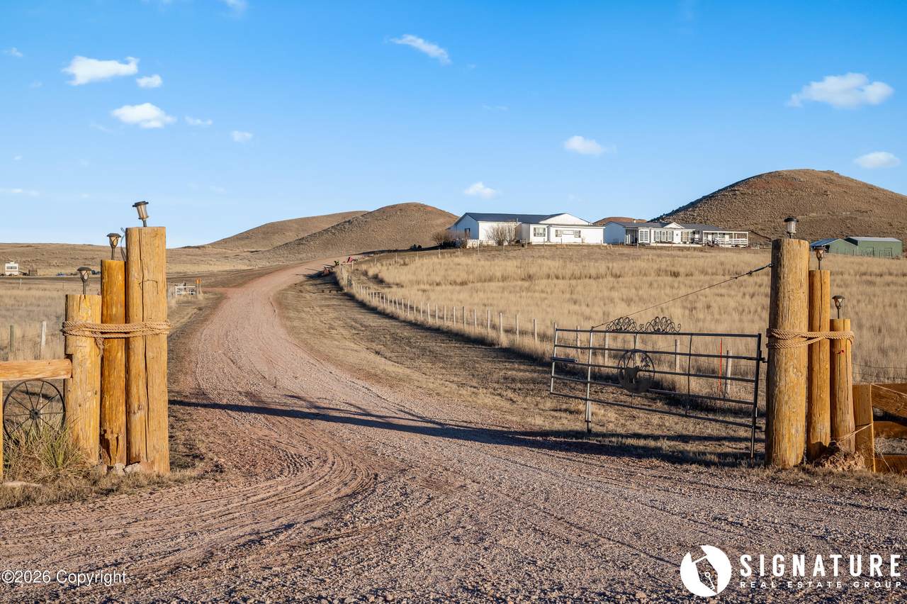 74 Penrose Peak Rd - Photo 1