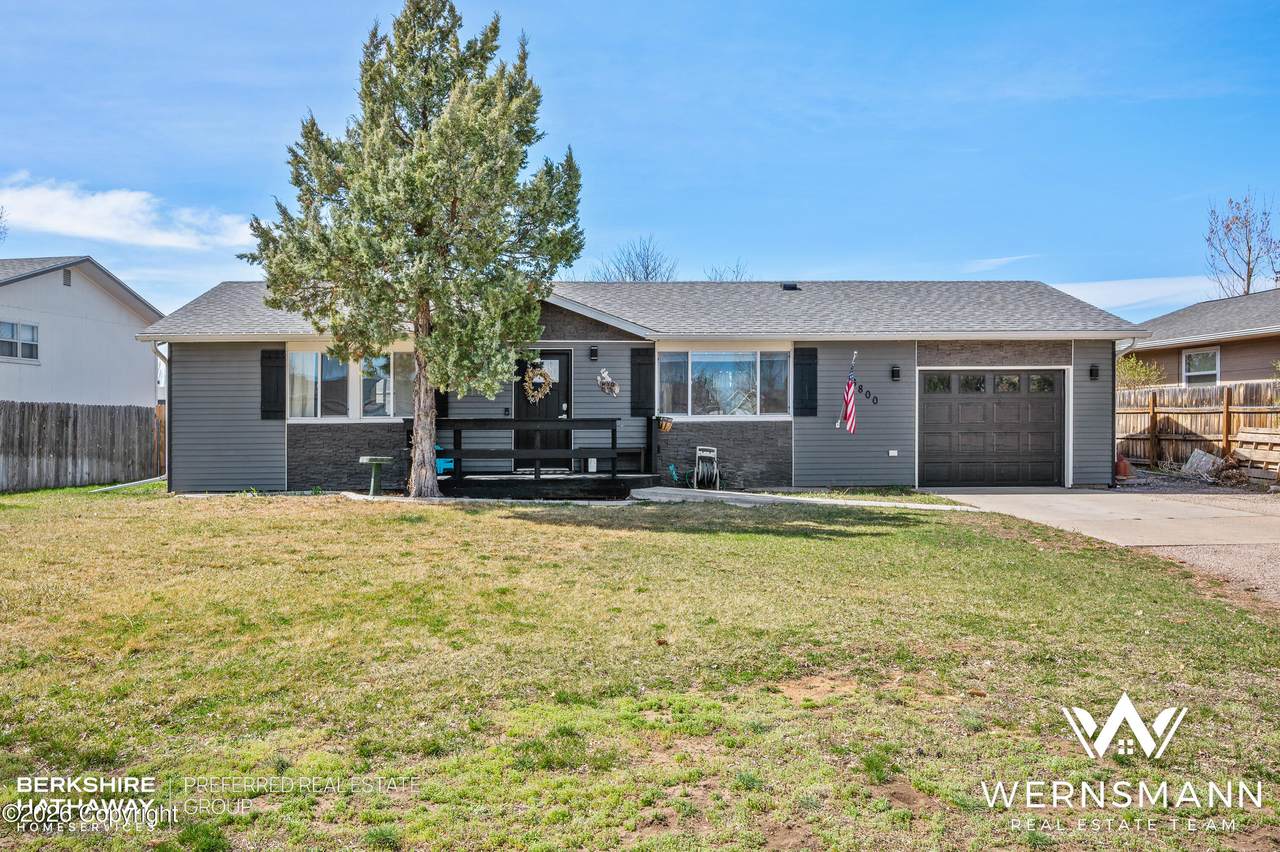 6800 Sleepy Hollow Blvd - Photo 1