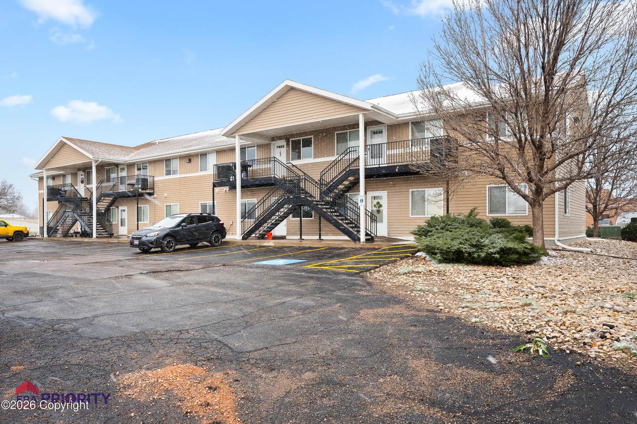 810 Laramie #5 - Photo 1