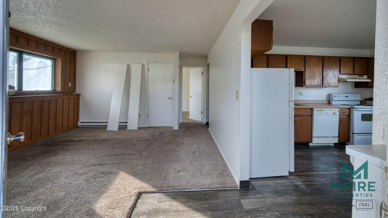 1403 Eagles Nest - Photo 1