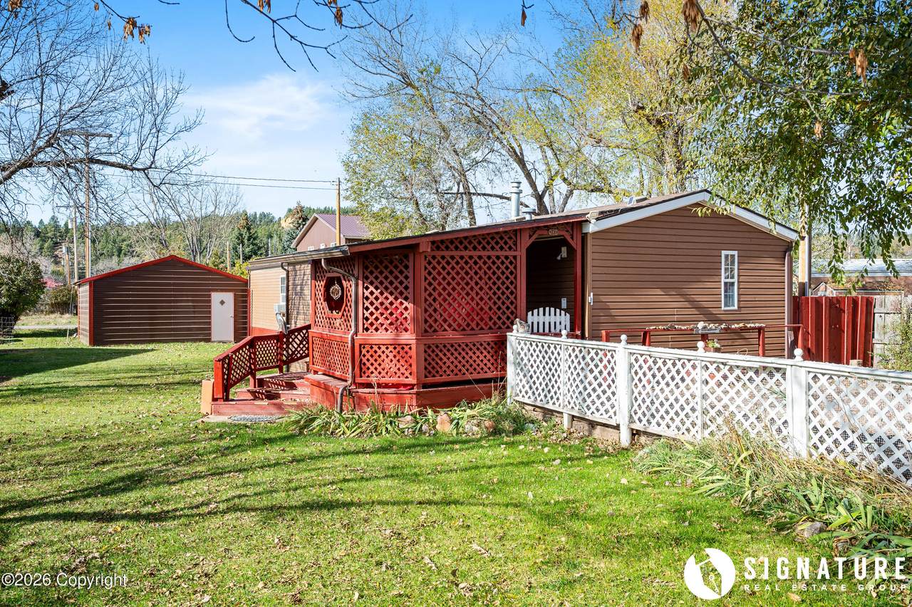 107 Park St - Photo 1