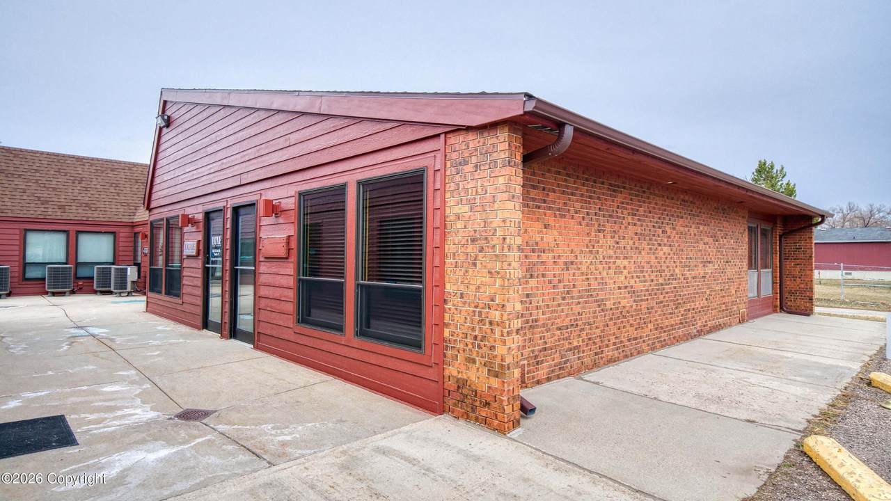 910 E. Third St. Suite E - Photo 1