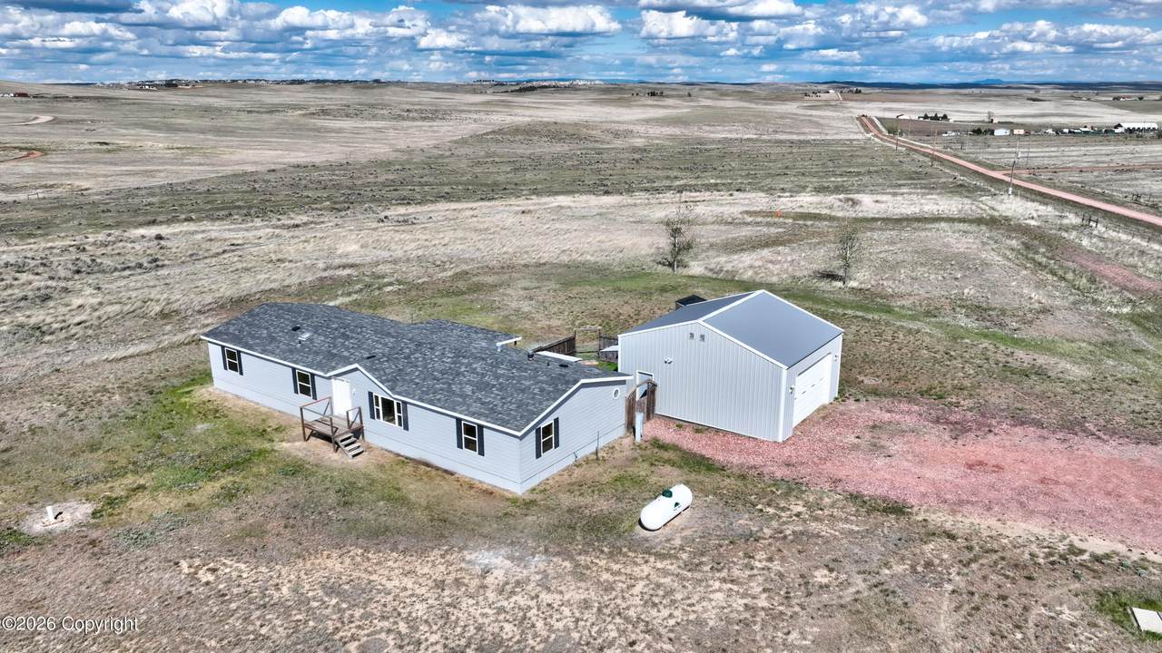 438 Adon - Photo 1