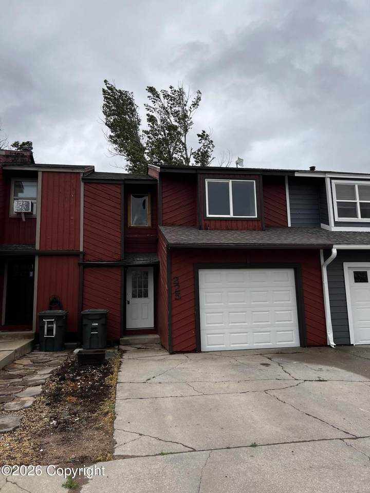 225 Westhills Loop - Photo 1