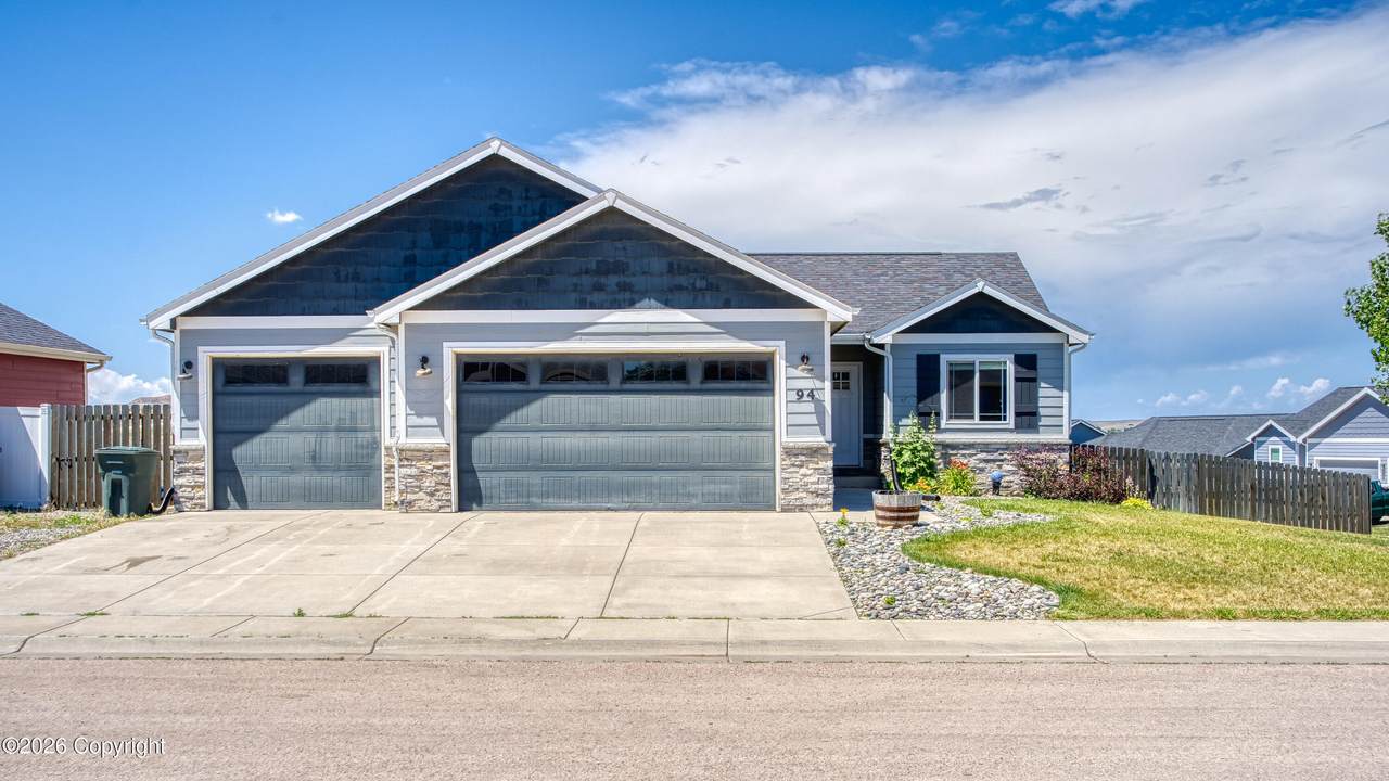 94 Stafford Bend - Photo 1