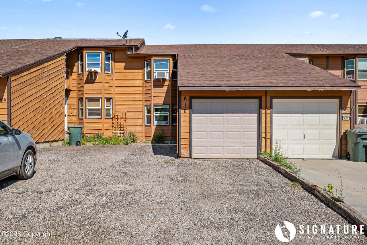 616 Oregon Ave - Photo 1