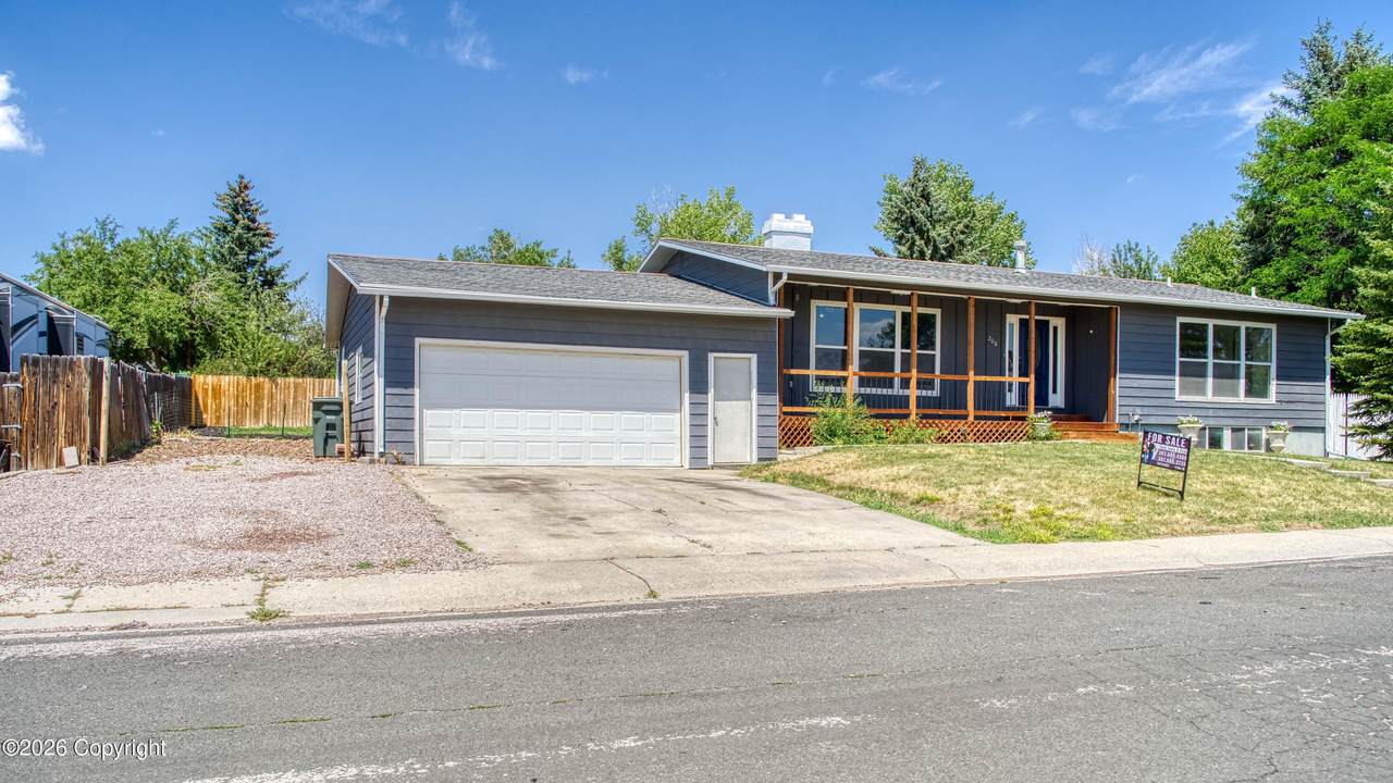 200 Cottonwood - Photo 1