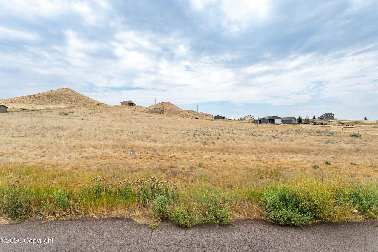 6201 Red Hills Rd - Photo 1
