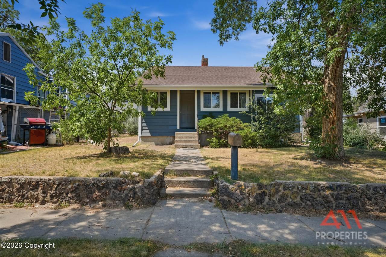 608 Carey Ave - Photo 1