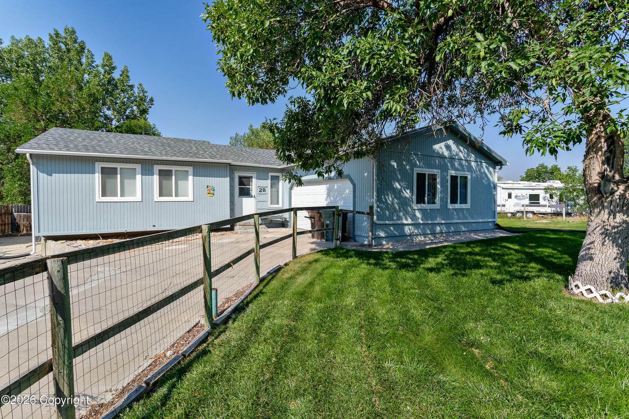 28 Constitution Dr - Photo 1