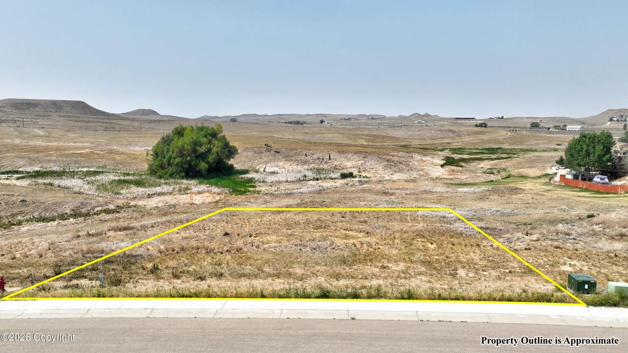 410 Mountain Shadow - Photo 1