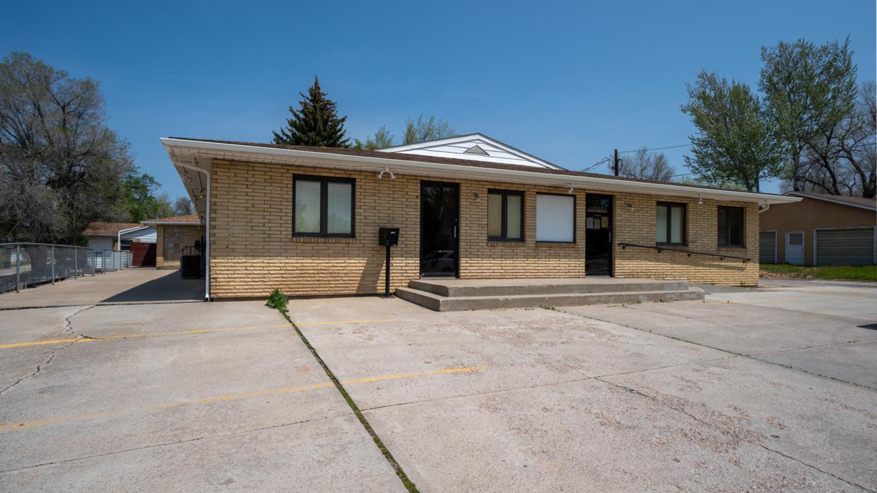 805 S 4-J Rd - Photo 1