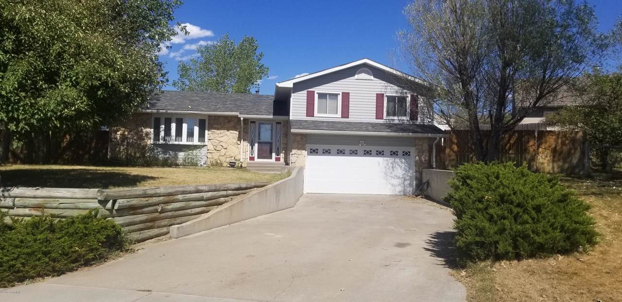 8 Grandview Cir - Photo 1