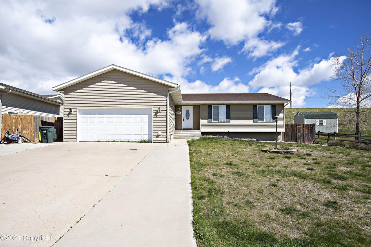 1306 Melissa Dr - Photo 1