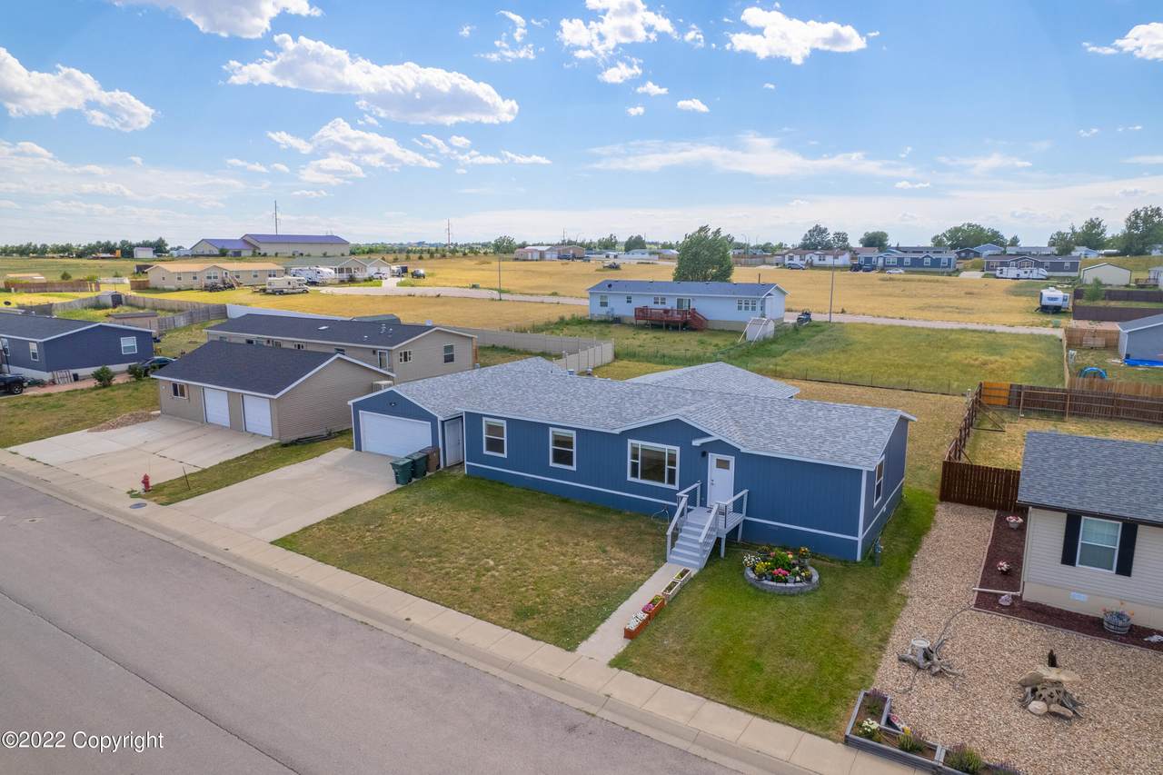 1507 Plumcreek Ave - Photo 1