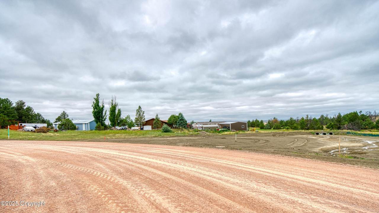 25 Pine Crest Drive - Photo 1