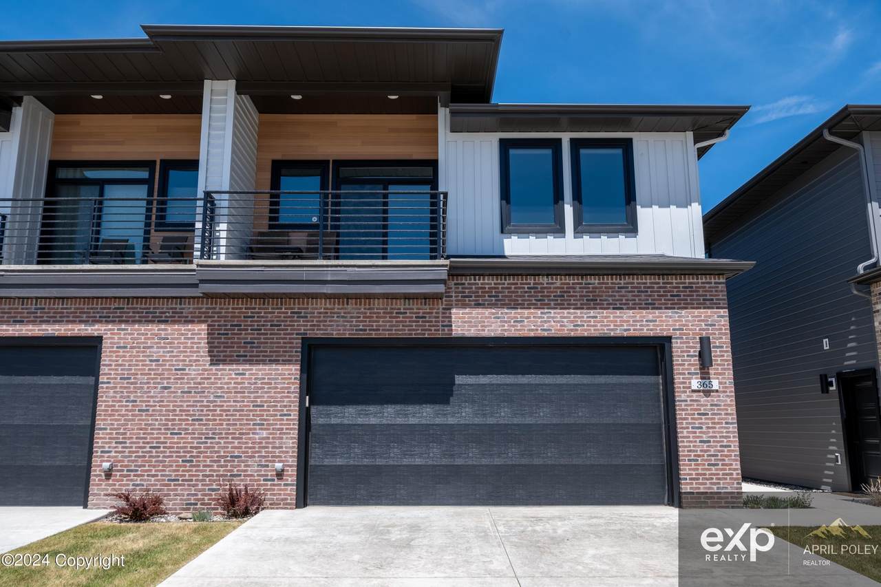 365 E Brundage St - Photo 1