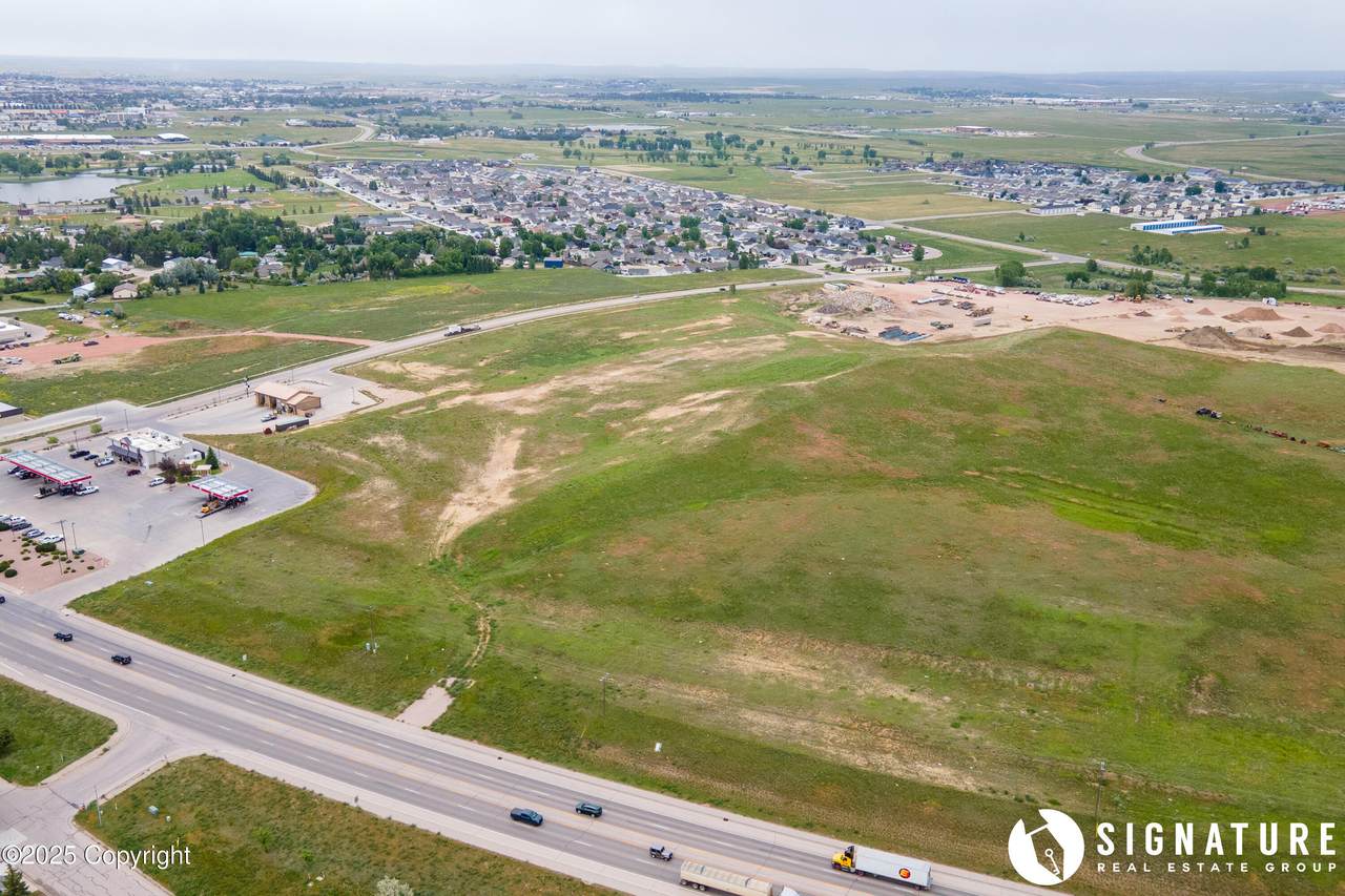 4409 S Douglas Hwy - Photo 1