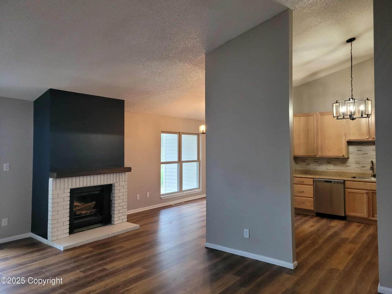 1005 Santee Dr - Photo 1