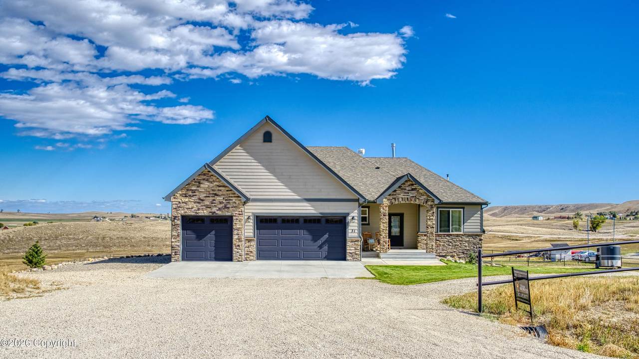 31 Sand Creek Dr - Photo 1