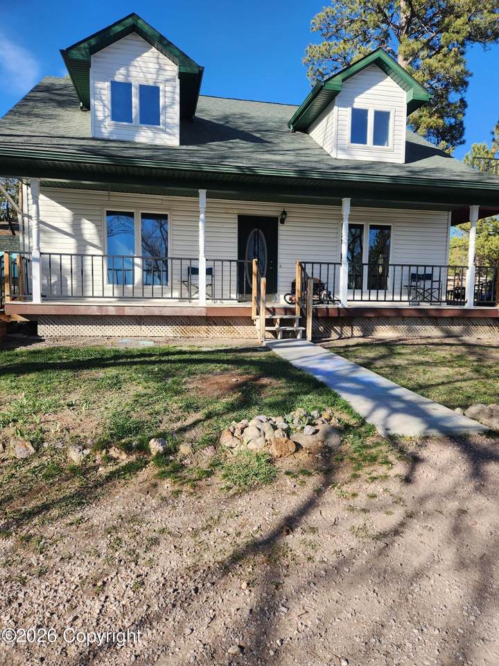 10 Ranch Market - Photo 1