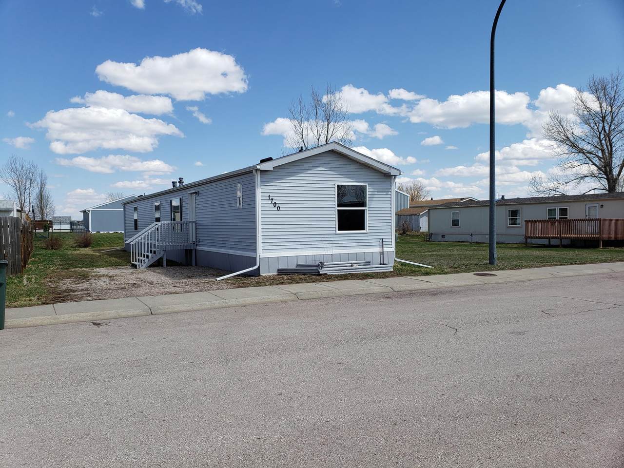 1700 Denver Ave - Photo 1