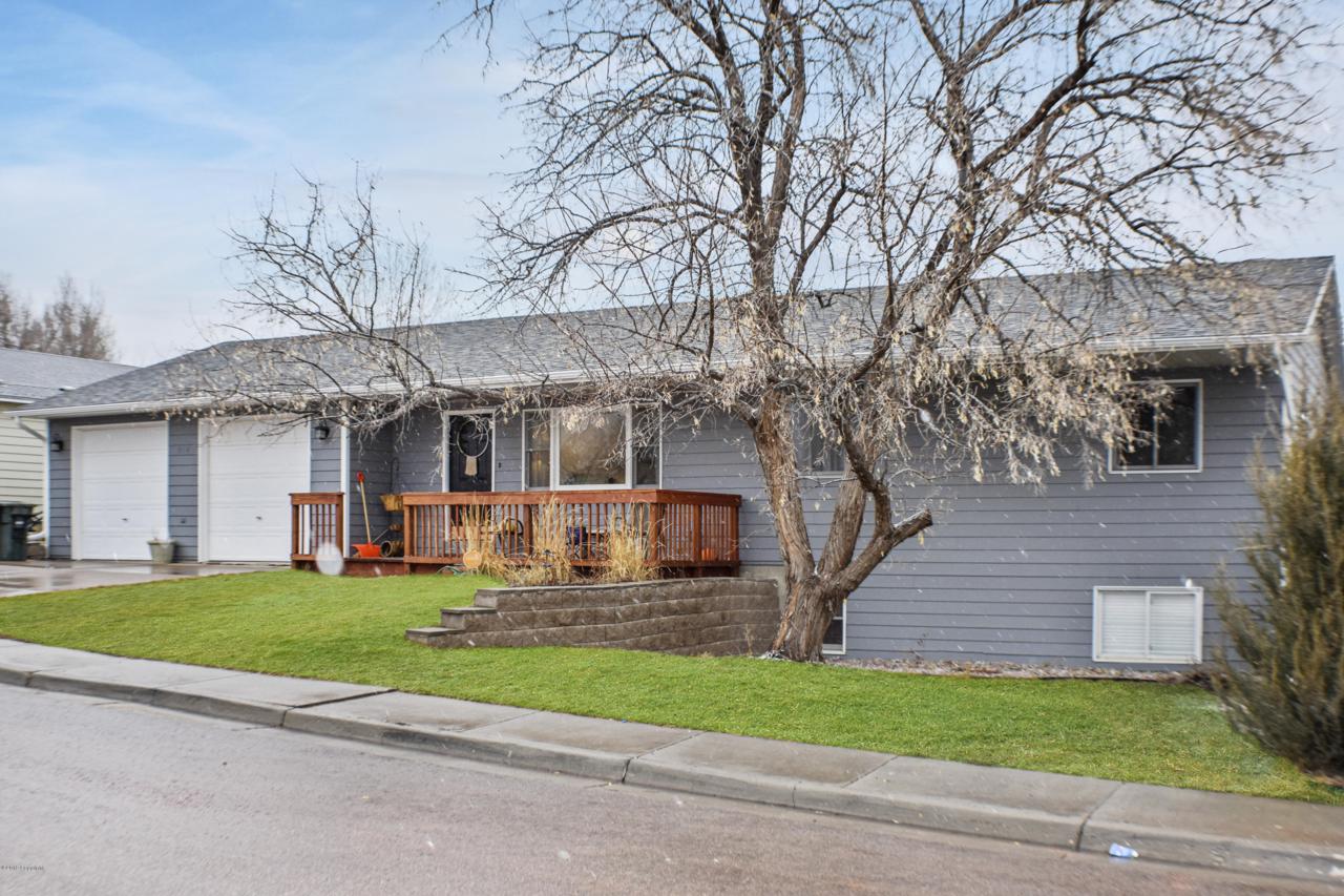 914 N. Elm Ave. - Photo 1