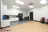 623 Commercial Dr - Photo 32