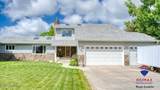 904 Clarion Dr - Photo 2