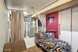135 E Wentworth St - Photo 22