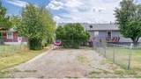 907 Fourth St - Photo 4