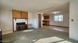 819 E 12th St - Photo 12