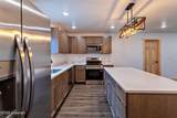 1113 6th St - Photo 20