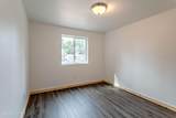1113 6th St - Photo 36