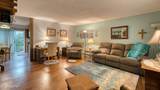 201 E Flying Circle Dr - Photo 2