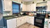 806 Apricot St - Photo 16