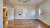 900 E 9th St - Photo 25