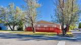 900 E 9th St - Photo 41