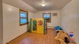 640 12th St - Photo 38