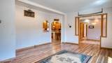 21 Conifer - Photo 16