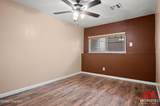1009 Santee - Photo 15