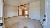 921 E 9th St - Photo 11